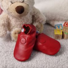 Schlichte rot Schuhe mit Gummisohle