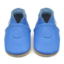 Blaue Krabbelschuhe