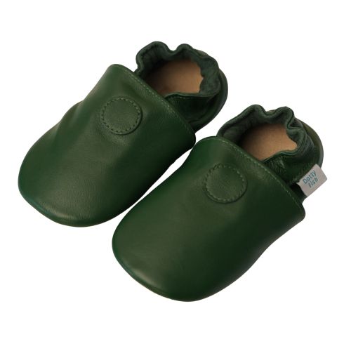 Schlichte grüne Schuhe mit Gummisohle