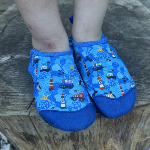 Schiff Ahoi Blaues Schiff-Schwimmschuhe