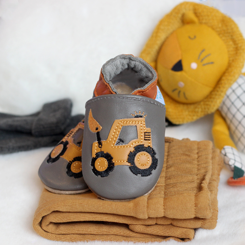 Gelber Bagger Schuhe mit weicher Sohle