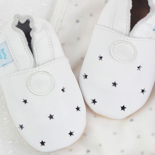 Weiße Sterne Schuhe mit weicher Sohle