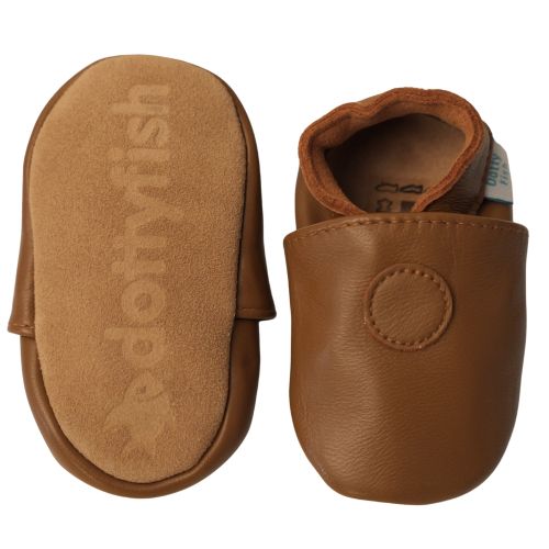 Schlichte hellbraune Schuhe mit weicher Sohle