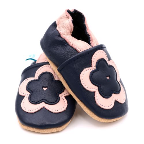 Dotty Fish navy Leder weiche Sohle Kleinkind Mädchen barfuß Schuhe mit rosa Knöchel trimmen und rosa und marineblau Blume.