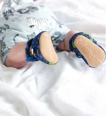 Babyhausschuhe / /Babystiefelchen