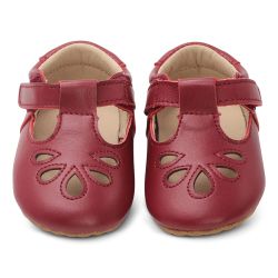 Rote Leder Dotty Fish Baby- und Kleinkindschuhe mit Gummisohle und T-Bar.