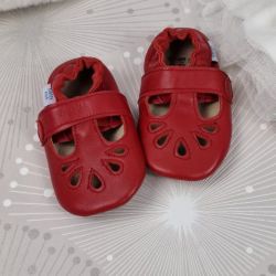 Rot T-Spangenschuhe mit Gummisohle