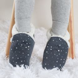 Geschenkset – graue Wildlederhausschuhe mit Sternen