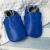 Schlichte blaue Schuhe mit Gummisohle