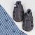 Marineblaue Sandalen mit weicher Sohle