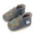  Dotty Fish Lauflernschuhe aus grauem Leder mit weicher Sohle und gesticktem Regenbogenstern.