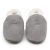 Blassgraue Dotty Fish Kinderpantoffeln aus Wildleder mit weicher Sohle und warmem Fleecefutter.